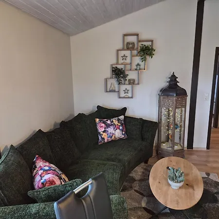 Freistehender Ferienbungalow Im Fachwerkstil Сasa de vacaciones *