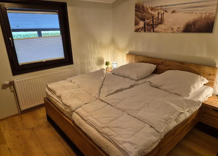 Freistehender Ferienbungalow Im Fachwerkstil Сasa de vacaciones Burhave